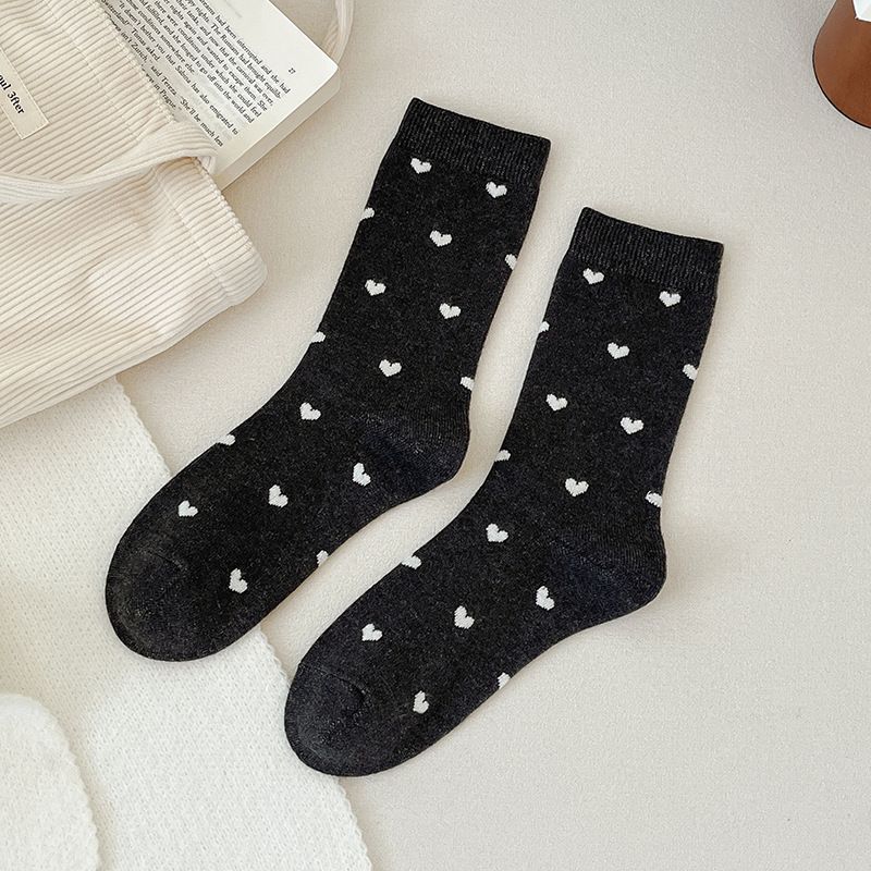 Spring and Autumn Trendy Mid-calf Socks for Girls, Pile Socks, Casual and Versatile Long Socks for Girls
