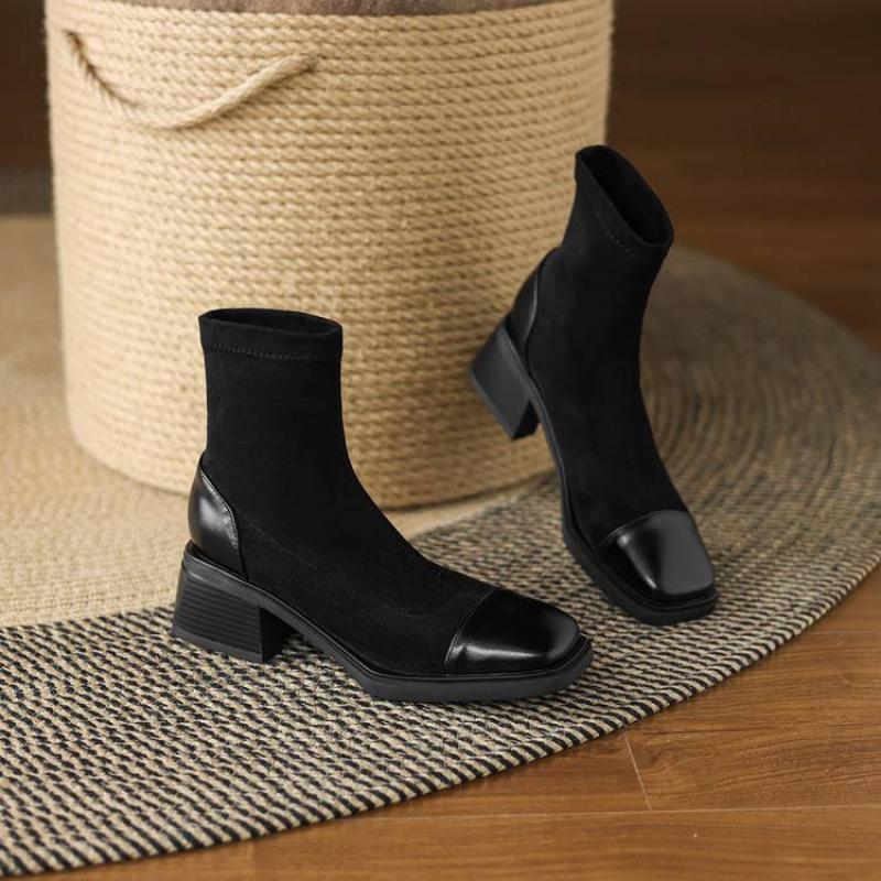 

Корейская версия ботинок Мартин большого размера на резиновой подошве однотонные удобные с голенищем на среднем каблуке женские ботинки с квадратным носком новые осенне-зимние м 39