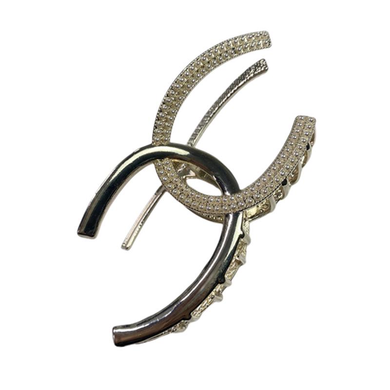 High-Quality Double C Pearl Hairpin: Elegant Electroplated Shark Clip for Stylish Hair Grabbing