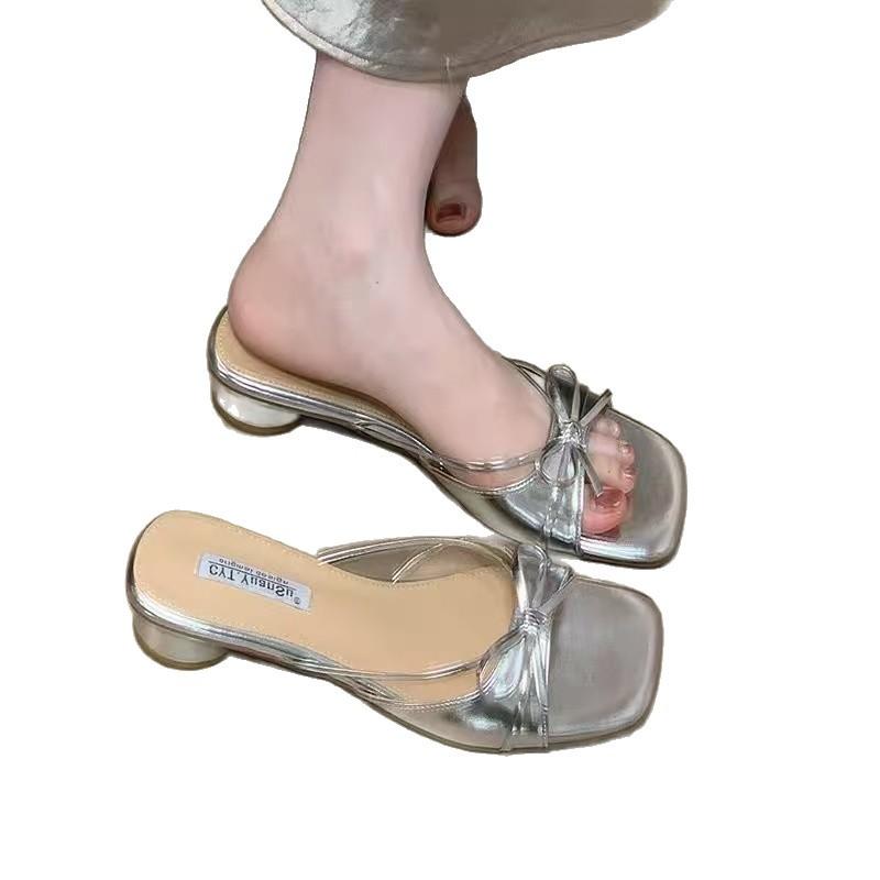 Gentle wind cool slippers 2025 new French temperament elegant thick heel one-word cool slippers women