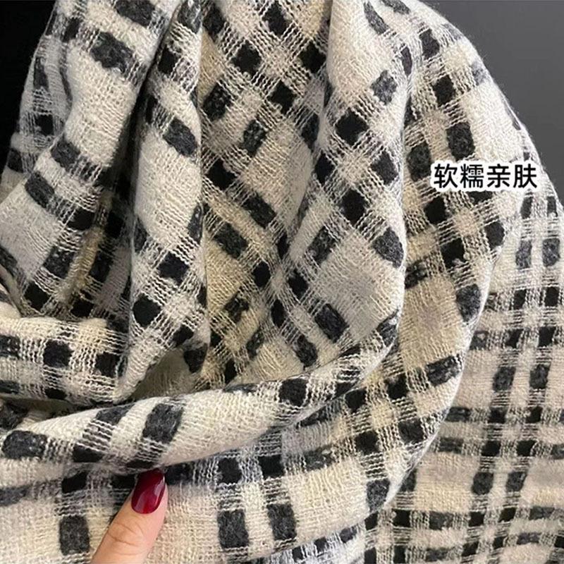 Autumn and winter Korean tic-tac-toe plaid scarf women's winter new imitation cashmere shawl high-end versatile student scarf