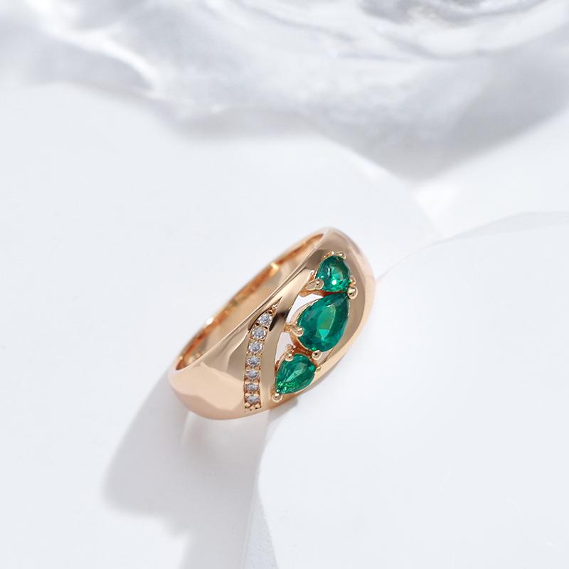 New  Rose Gold Ring For Women Unusual Green Natural Zircon Ethnic Bride Ring Vintage Wedding Jewelry Accessories