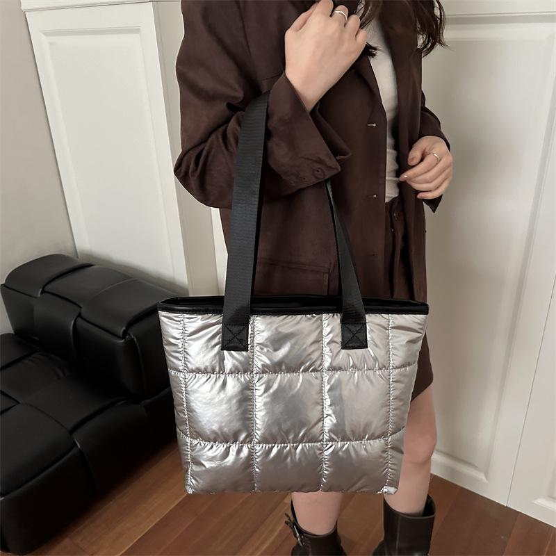 Korean Style 2025 Cotton Padded Large Tote Bag - Lightweight, Fashionable Single Shoulder Bag for Women