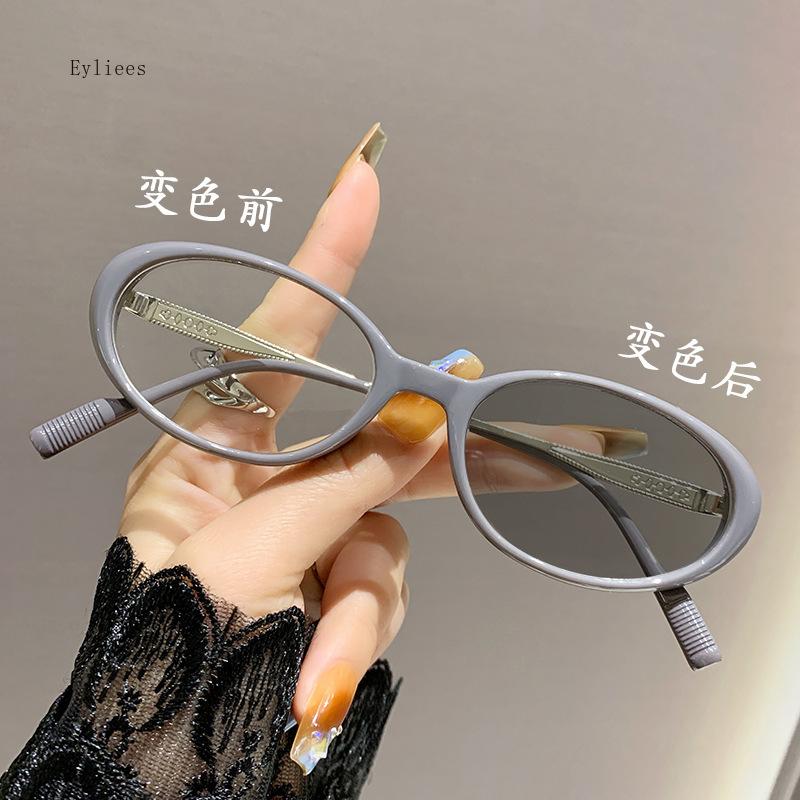 Women Trendy Oval Small Frame Photochromic Myopia Glasses Anti-blue Light Eyeglasses Eye Protection Ladies Optical Eyeglass