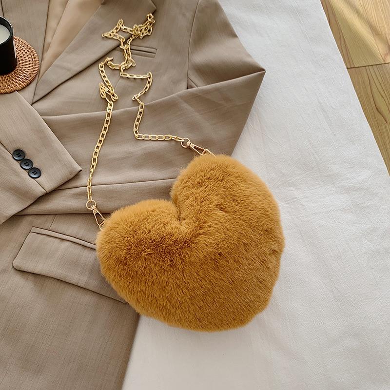 Womens Contemporary Fur Bag Stylish Soft Plush Purse With Chain Ideal For Everyday Use