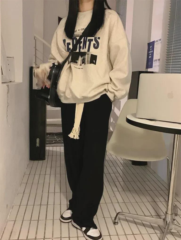 Vintage Round Neck Long Sleeve Loose Plush Sweater for Women - Fall/Winter Casual Korean Style