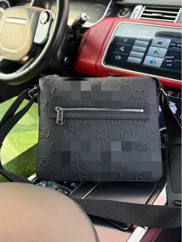 GG Herren Umhängetasche aus echtem Leder mit strukturiertem Design