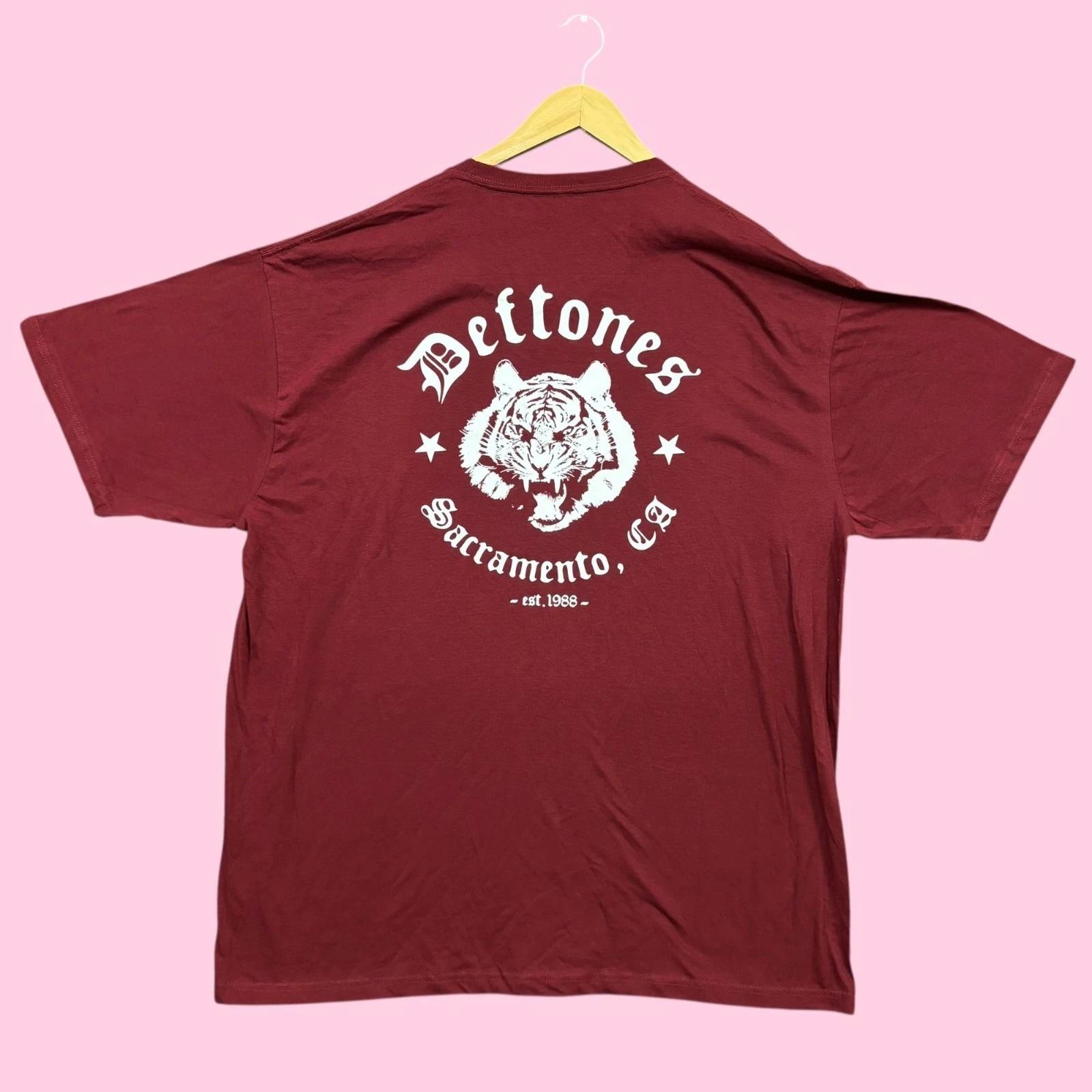 Deftones Sacramento, Ca Est 1989 Nu Metal Band Tee 2X XL