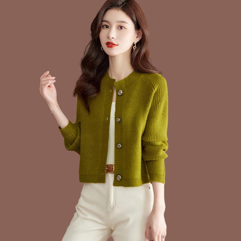 

Ленивый ветер короткий длиннорукавный свитер осень и зима женский новый модный трикотажный кардиган с круглым вырезом и топом 18513 average size [85-62.5 kg]