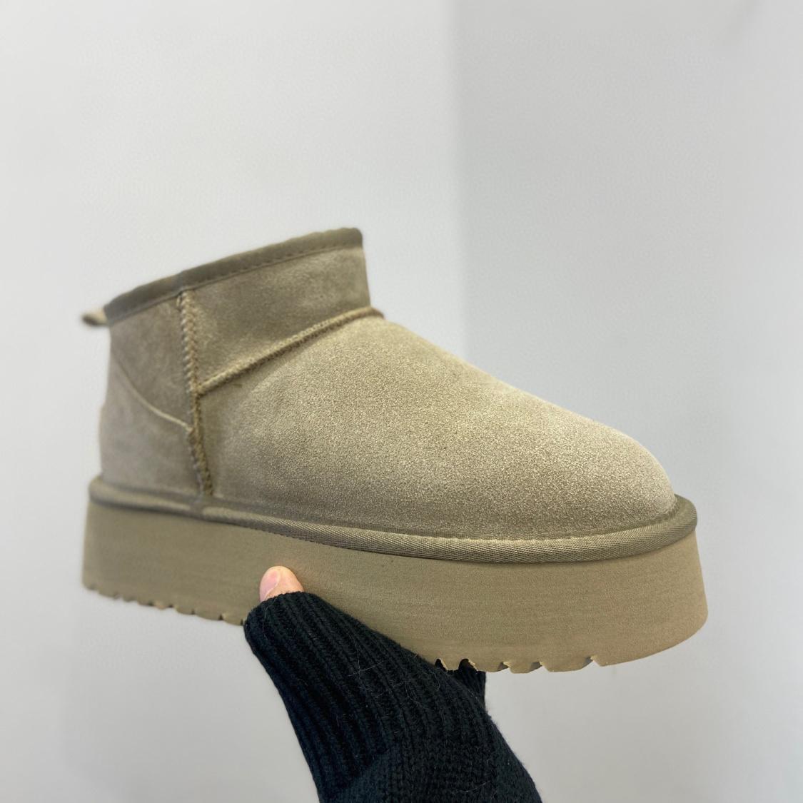 

Зимові жіночі снігові черевики 2023 р. Збільшення висоти з товстим низом. Тепле бавовняне взуття з потовщенням 40