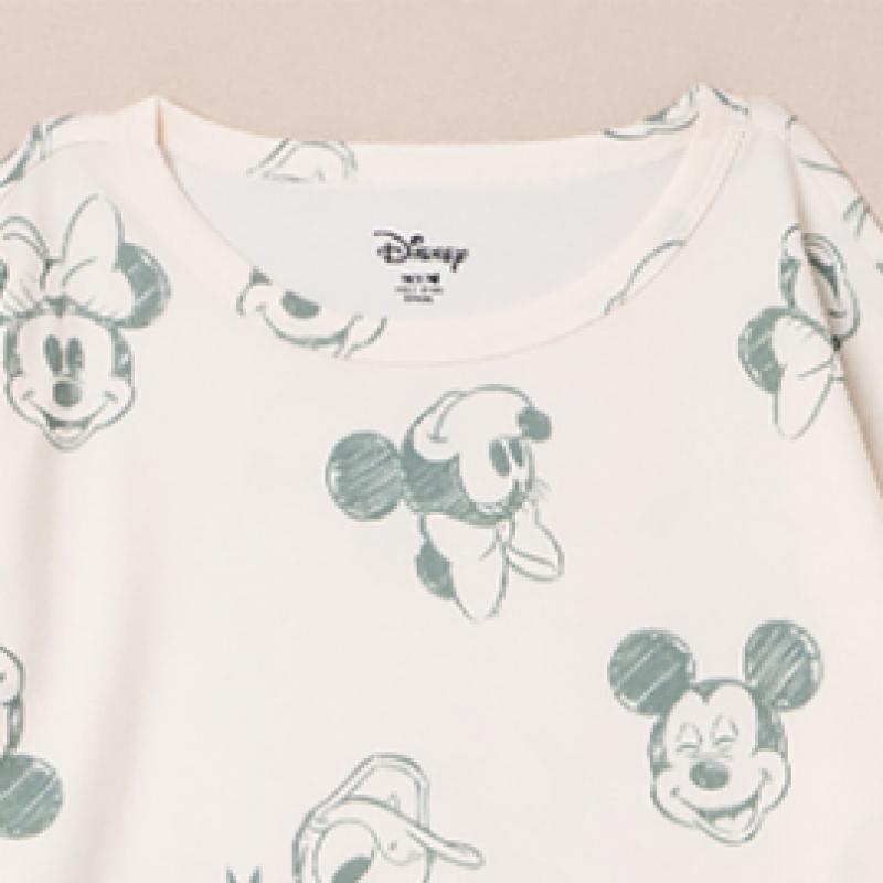 Daiso Disney Mickey Friends Kids HoMewear Top Green M