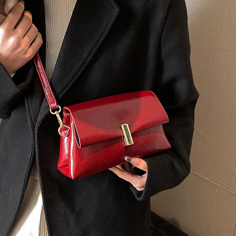 High-End Patent Leather Glossy Texture Shoulder Bag Fashion Red Simple Solid Small Square Bag Women's New Pop Crossbody Bag