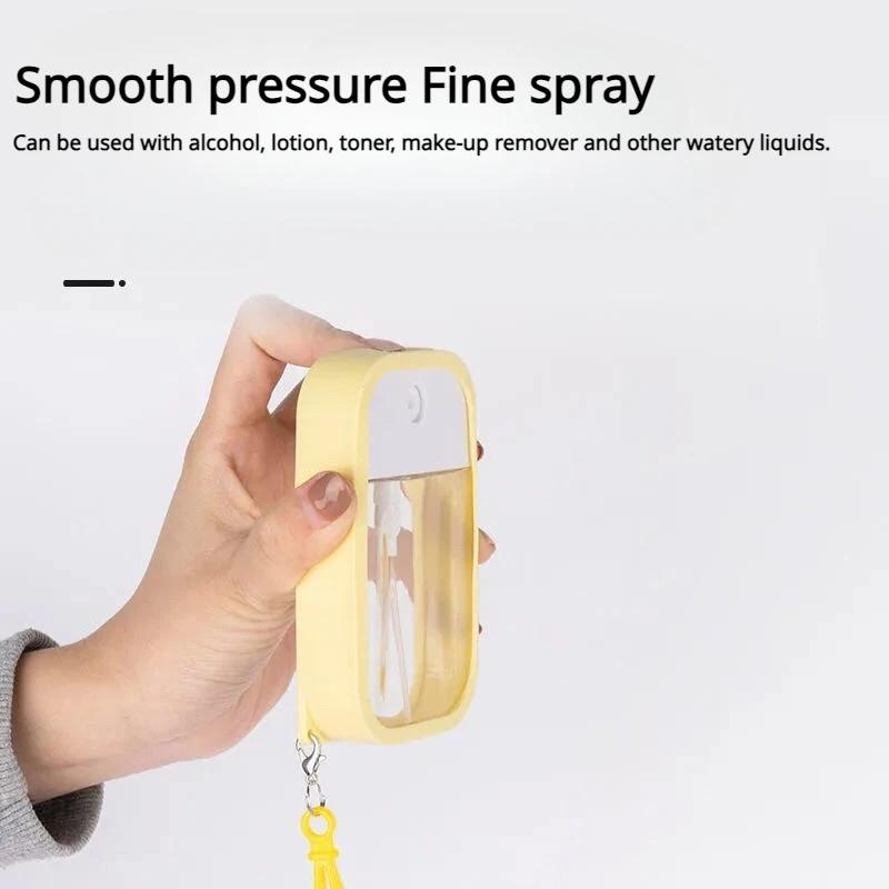 50ml Spray Kleiner Desinfektionsspray Duftend Vegan Händedesinfektionsmittel mit Schlüsselanhänger Parfüm Alkohol Wassersprühflasche Reise Spender