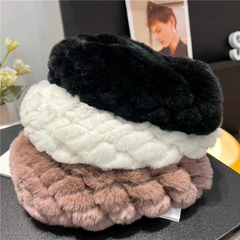 Căciulă din Blană de Iepure Rex Reală, Tricotată din Lână Caldă și Rezistentă la Frig, Versatilă pentru Toamnă și Iarnă pentru Femei