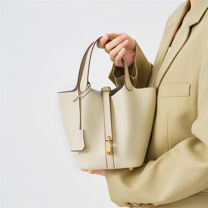 High End Leather Bucket Bag Large Capacity Messenger Bag Female Vegetable Basket Handbag Mommy Bag Bridal Wedding Bag