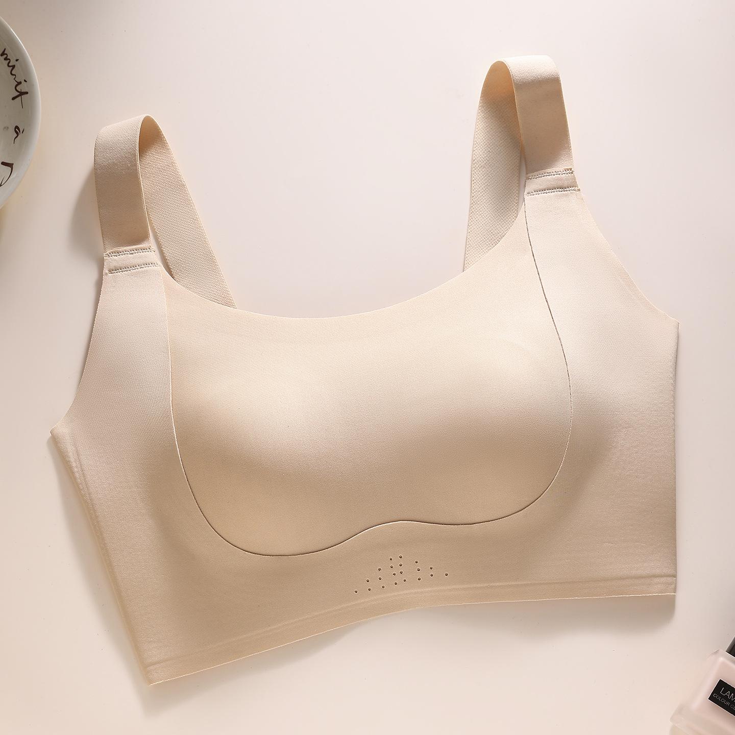 A rabbit ear cup, liquid foundation, underwear, large breasts, small lifts, anti-sagging, sub-breasts, comfortable and breathable fixed cup, no traces M