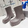 Nuovi stivali da pioggia Stivali da donna Stivaletti slip-on Scarpe corte con plateau alla moda Stivali impermeabili antiscivolo per stivaletti da pioggia da donna
