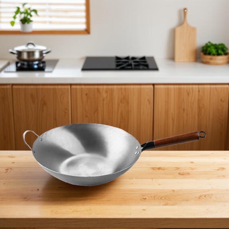 

Yoshida Takumi 34cm Flat-Bottom Iron Wok Set (2-Pack)