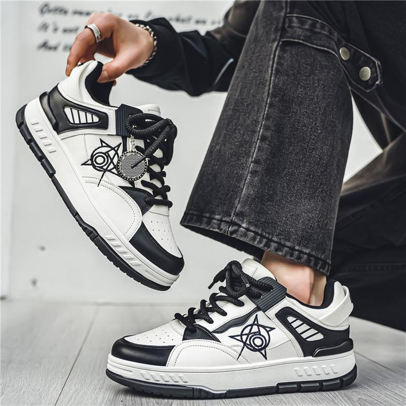 Fashion Designer Skateboard Shoes Men Streetwear Hip Hop Sneakers Men Luxury Platform Skateboard Trendy Personalized Youth Shoes