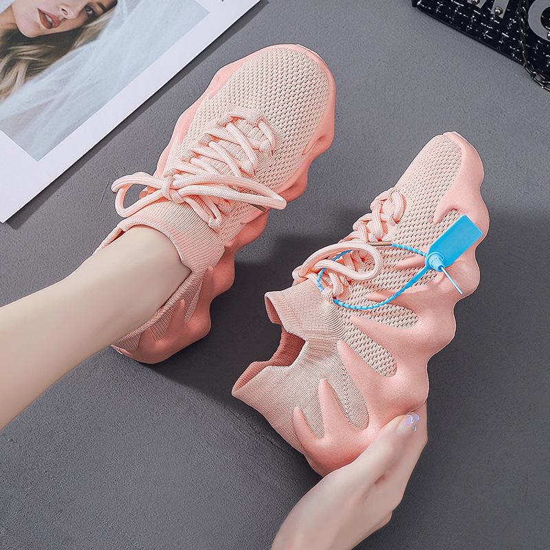 Unisex Flyknit Breathable Mesh Sneakers Octopus Sole Couple Athletic Running Shoes Summer Lightweight Casual Outdoor Walking Footwear