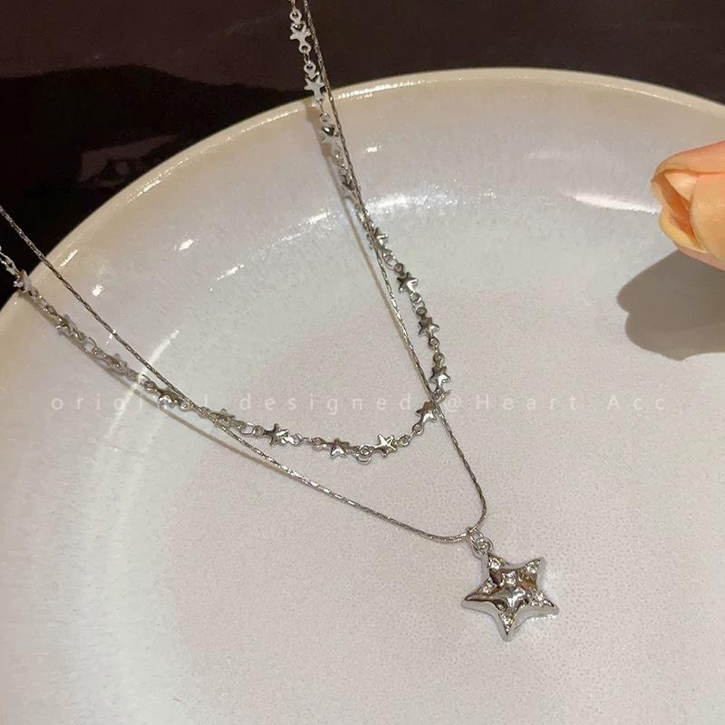 Double-layered Stacked Star Pendant Necklace for Women, Light Luxury, Niche Style, Versatile and Suitable for All Occasions, Collar Chain
