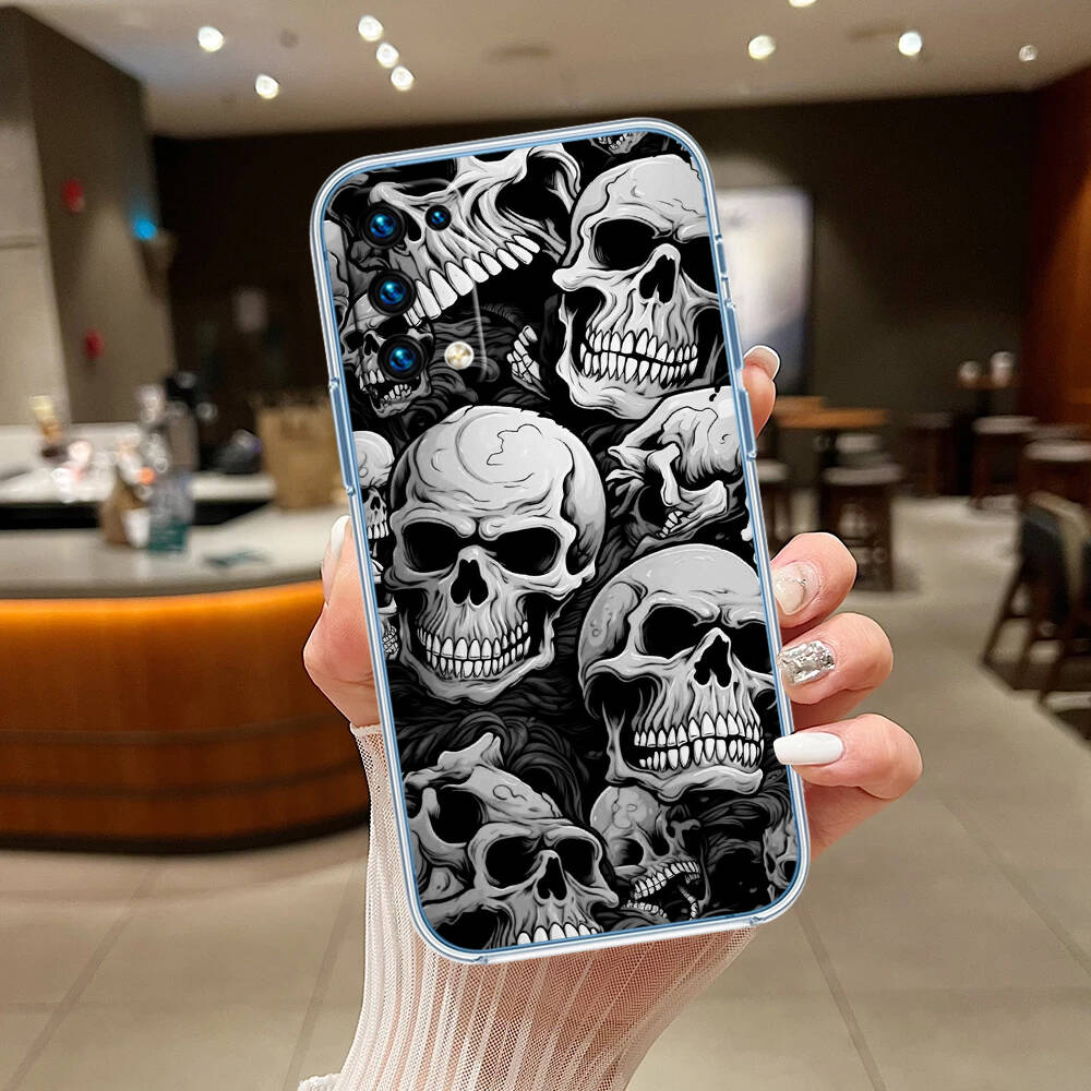 Skeleton Skull Phone Case for Motorola G14 G15 G24 G30 G31 G32 G34 G41 G42 G51 G52 G50 G60S G60 G62 G72 G71 G73 G84 G85 G200 E32