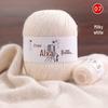 Hand-Knitted Medium-Thick Pure Cashmere Yarn Ball for DIY Projects - Perfect for Scarves and Gifts