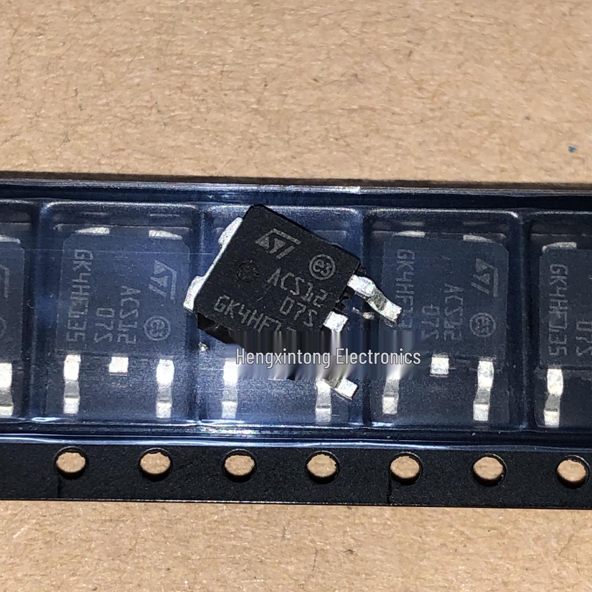 

Original ACS120-7SB 2A 700V Bidirectional Thyristor with Real Picture
