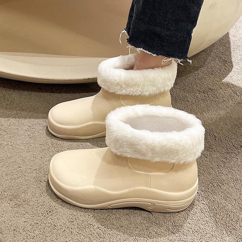 Japanese rain shoes women's fashion short soft-soled rubber shoes kitchen overshoes adult water shoes women's waterproof and non-slip rain boots