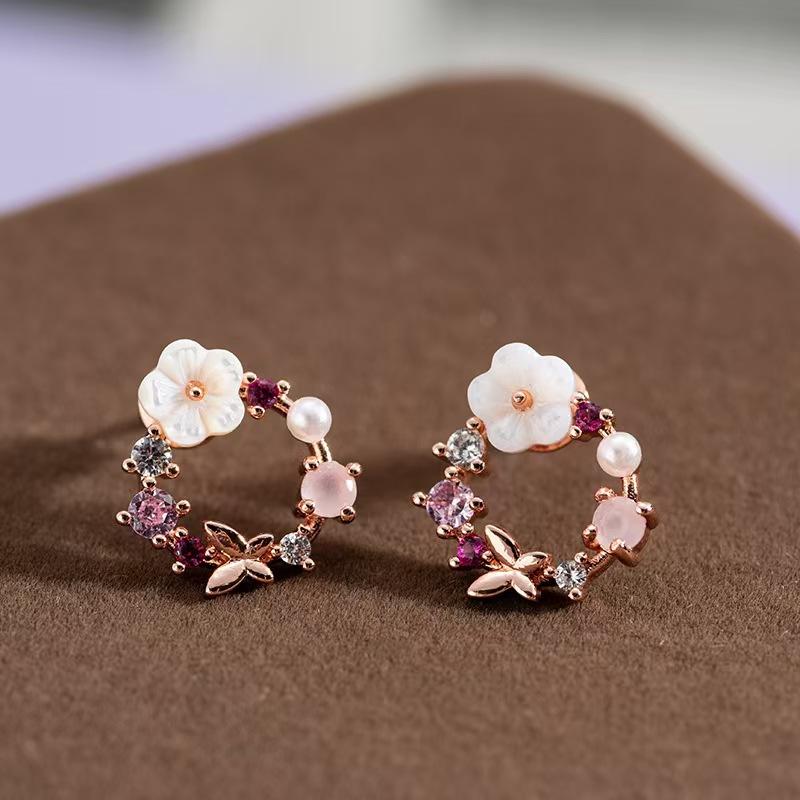 French Fashion Colorful Crystal Zircon Earrings for Women Luxury Imitation Pearl Five Petal Flower Earrings Jewelry Accessories