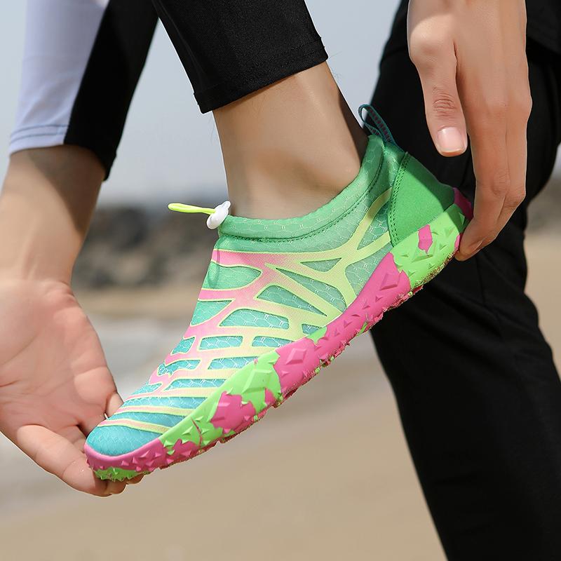 Quick Drying Beach Water Shoes Unisex Swimming Aqua Slippers Barefoot Surfing Upstream Sneakers Light Seaside Shoes