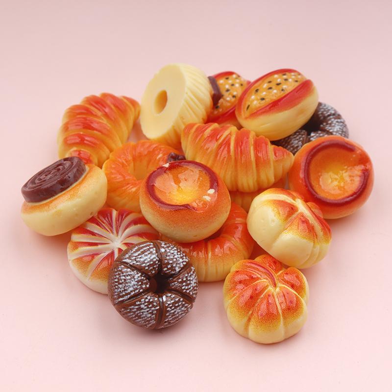 10/100Pcs Kawaii Flatback Resin Cartoon Bread Cake Cookies Simulation Food Crafts Diy Scrapbooking Kitchen Decor Accessory