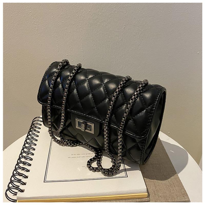 Quilted Faux Leather Chain Shoulder Bag, Minimalist Small Crossbody Purse, Trendy Ladies Handbag KTB чёрный