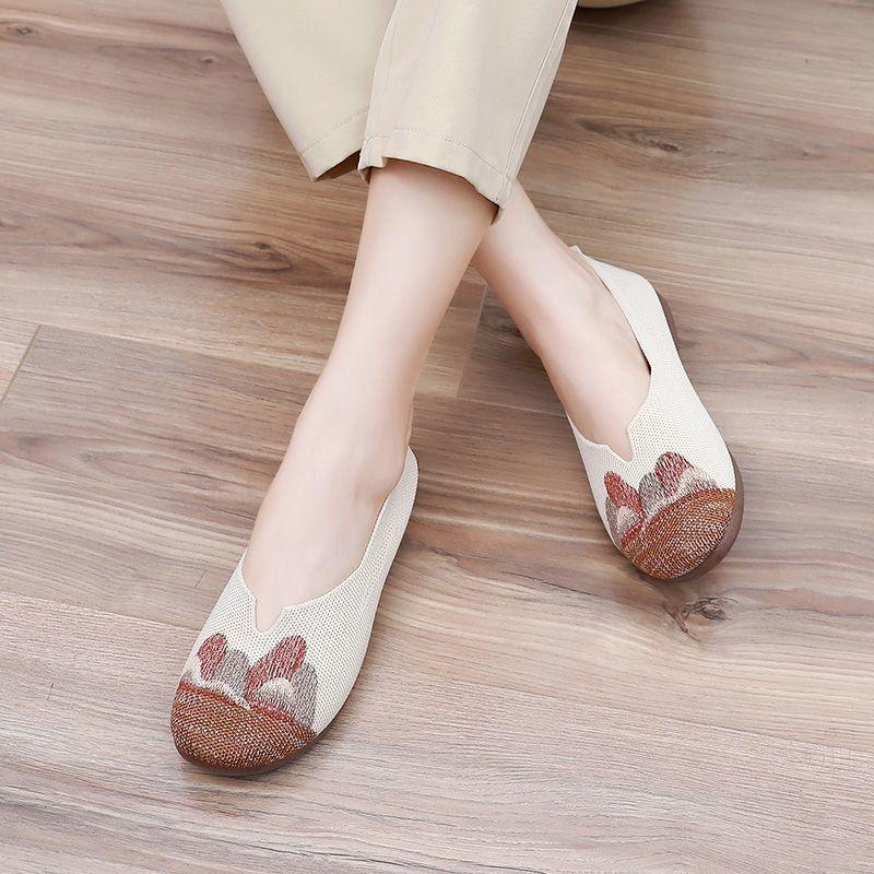 Old ******* cloth shoes breathable s**t sole middle-aged and elderly female mother shoes non-slip ****** and summer one-pedal fly-woven flat-soled si