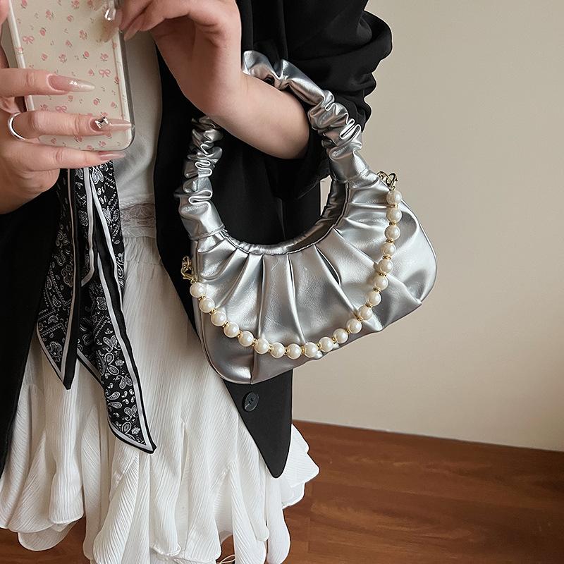 Internet celebrity pleated cloud bag summer 2025 new version of fashion niche shoulder bag women's foreign style versatile dumpling bag tide