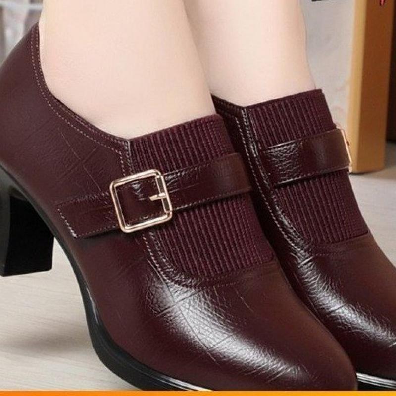 Women's British-Style Summer Loafers Breathable Mesh Leather Flats Soft Sole Perforated Design Comfortable Slip-On Shoes