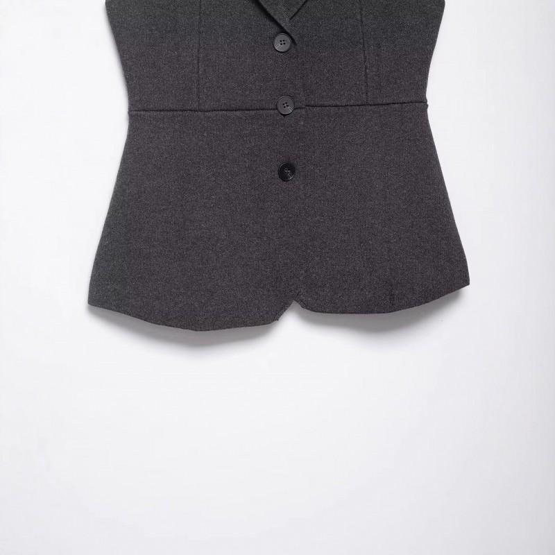 Womens Slim Fit Knit Vest Blazer Collar Casual Sleeveless Top Fashion All Match 2025