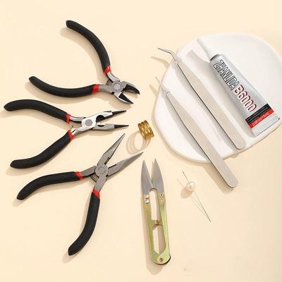 Clește cu vârf ascuțit pentru bijuterii DIY: Instrument manual pentru brățări, coliere și înșirare de perle.