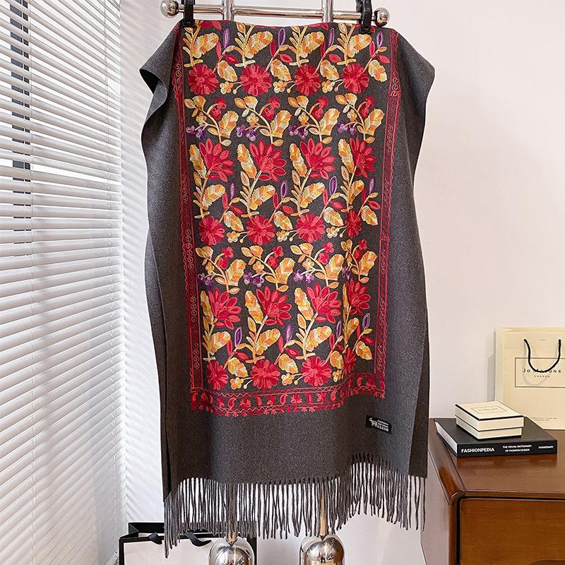Plant Flower Embroidery Retro Literary And Ethnic Style Women'S Warm Scarf Core-Spun Yarn Fringe