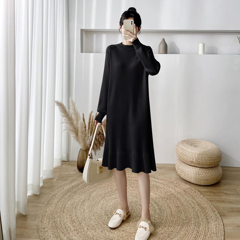 Autumn and Winter New Maternity Knitted Dress Women's Fashion and Thin Temperament with Coat Backing Sweater Medium and Long Dress