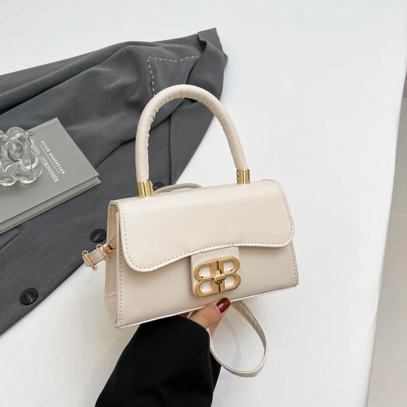 

Trend 2025 spring new sense retro women s small square casual shoulder bag handbag Korean version bag women s fashion foreign style
