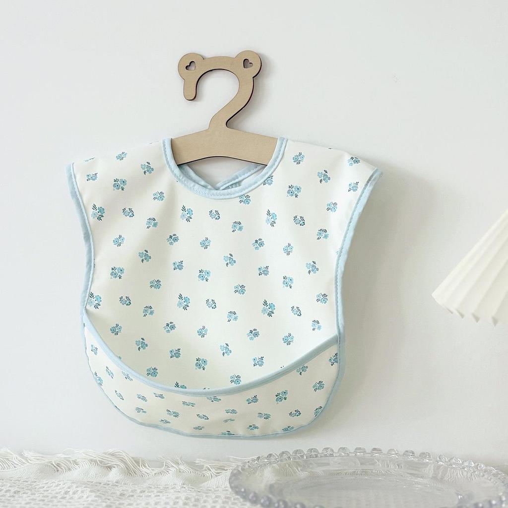 Waterproof Cotton Baby Apron: Stain-Resistant PU Reversible Bib with Pocket for Toddlers and Infants.