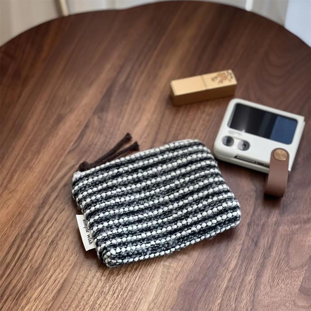 Multi-Purpose Retro Cosmetic Bag Striped Pattern Mini Makeup Organizer Elegent Lipstick Pouch For Women
