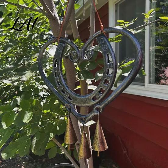 Perfect Love Decorative Bells Vintage Metal Heart Shape Wind Chimes Pendant Retro Distressed Three Soft Sound Chimes Waterproof Rust-Proof