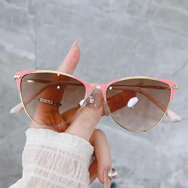 1Pc Round Cat-Eye Fashion Glasses for Women, Men, Casual Metal Glasses, Suitable for Driving, Beach and Travel