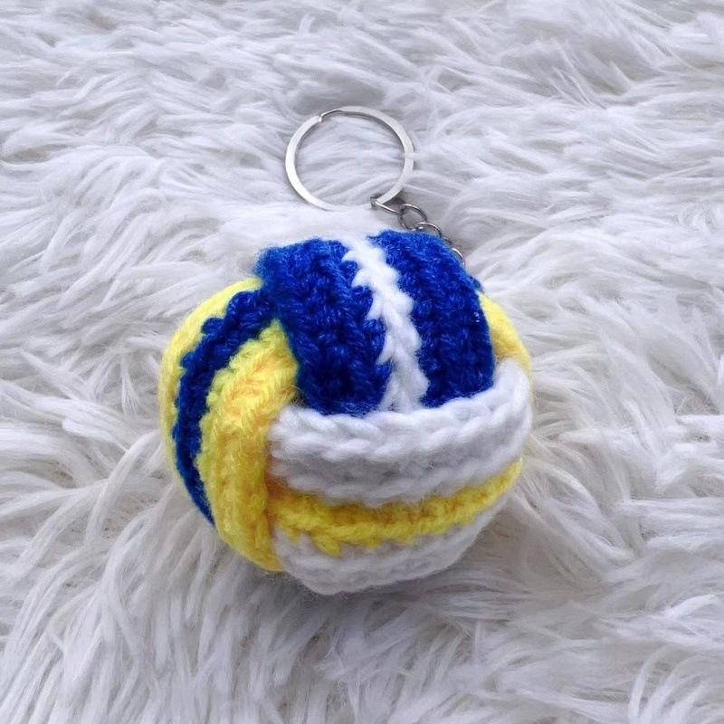 

1Pcs Funny Volleyball Doll Keyrings Cute Kawaii Knitted Volleyball Crochet Keychain Handmaking Knitting Car Keys Pendant 1pcs