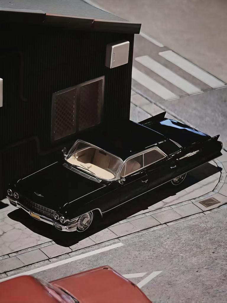 MK 1:64 1962 Cadillac Sedan De Ville Grecian & 1994 Lincoln Town Car Limited In Stock for Classic American Luxury Collectors Toy
