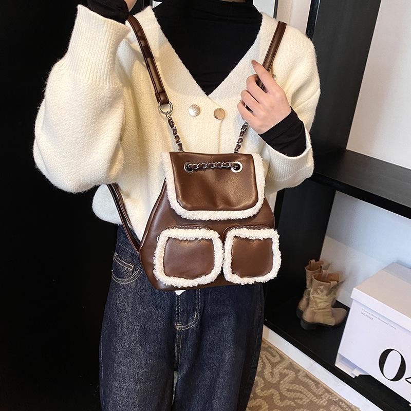 2025 New Fashion Trend Versatile Cute Plush Portable Large-capacity Handbag