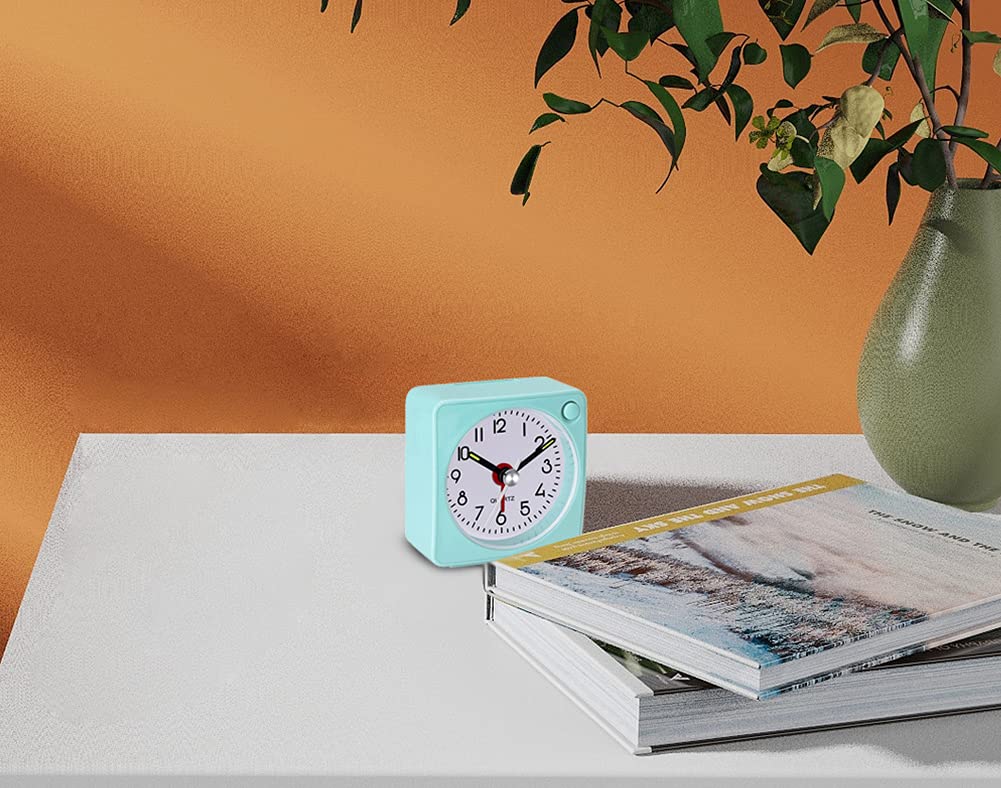 YouJabz Travel Analog Alarm Clock, Ultra-Compact Clock with Snooze and Light Function, Ultra-Quiet, No Tick-Tick Sound, Simple Design, Easy Setup