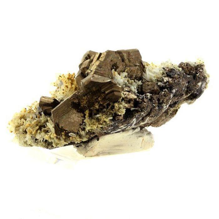 Pierres et Minéraux. Pyrrhotite. 795.0 ct. Nikolaevskiy Mine, Dalnegorsk, Russie.